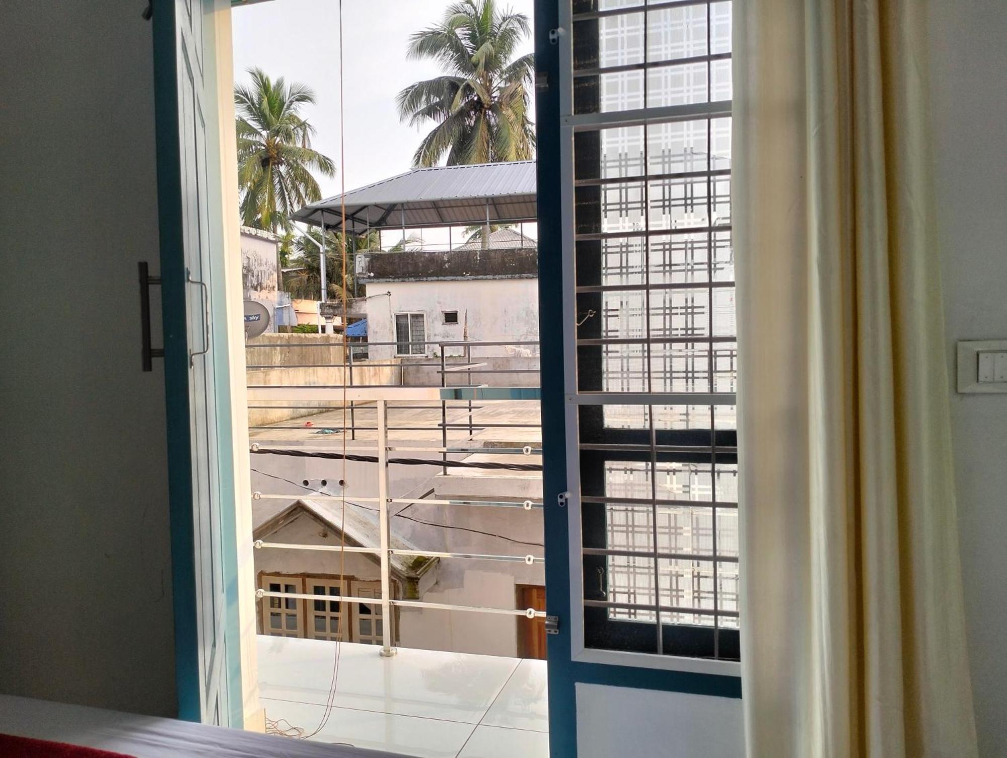 Guestland Homestay Kochi エクステリア 写真