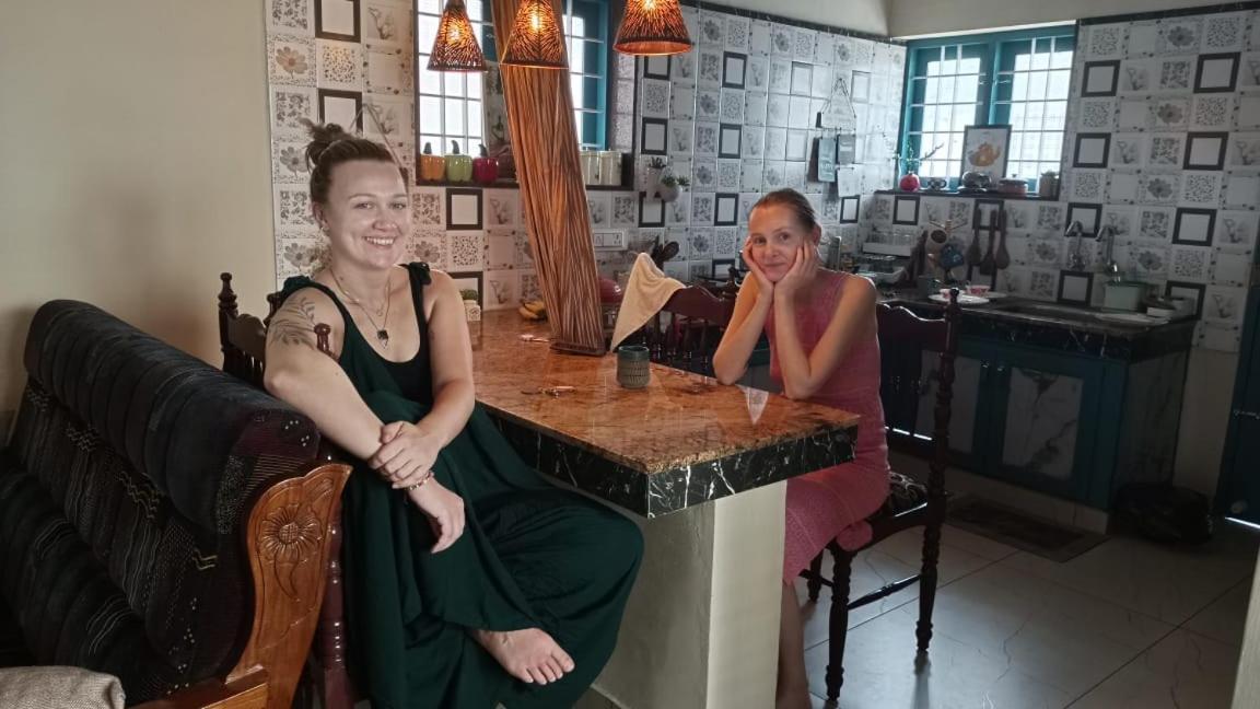 Guestland Homestay Kochi エクステリア 写真
