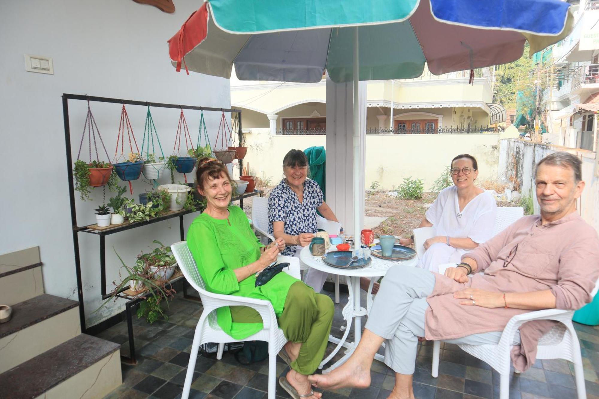 Guestland Homestay Kochi エクステリア 写真